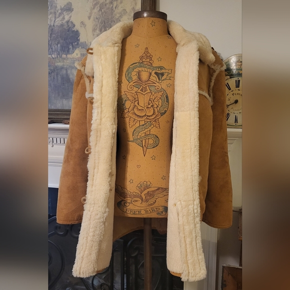 Vintage Women's Chestnut Suede and Cream Shearling Coat Size 16 - Picture 9 of 16